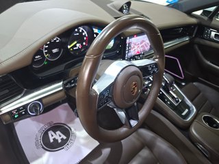 Porsche Panamera 4 E-Hybrid