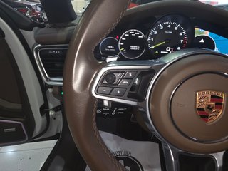 Porsche Panamera 4 E-Hybrid
