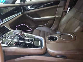 Porsche Panamera 4 E-Hybrid