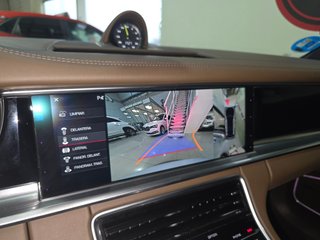 Porsche Panamera 4 E-Hybrid