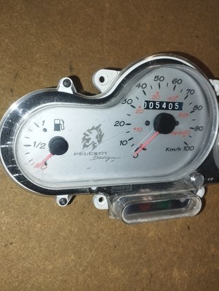 Cuadro relojes Peugeot Elyseo 50 - Cuadro de reloj