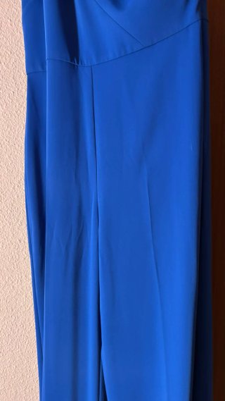Mono Mango azul real escote asimétrico Talla M