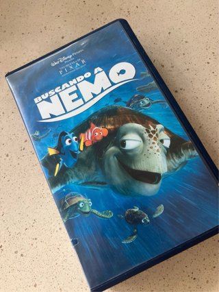 VHS Buscando a Nemo Disney Pixar Español