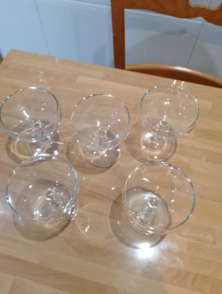 Juego de 5 copas de cóctel antiguas