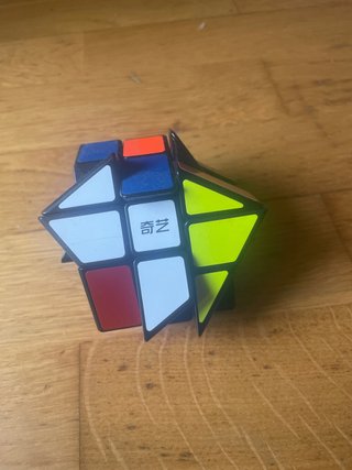 Cubo de Rubik Qiyi
