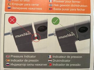 Barrera Seguridad Escalera Munchkin Easy Close