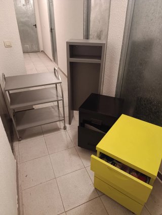 Conjunto Muebles Gris,Amarillo y Negro