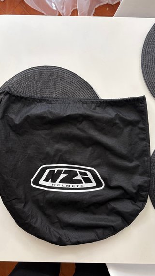 Casco NZI Activy Negro