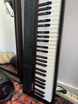 Piano Thomann SP-120