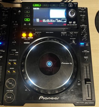 Pioneer CDJ-2000