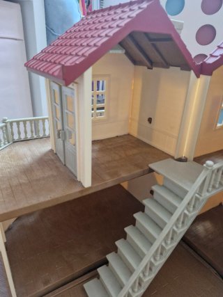 Casa Sylvanian Families con accesorios
