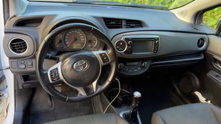 Toyota Yaris 2012