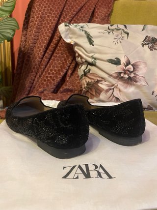 Mocasines ZARA terciopelo negros