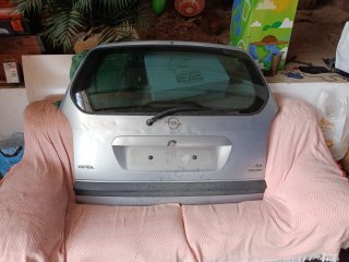 Puerta trasera Opel Zafira