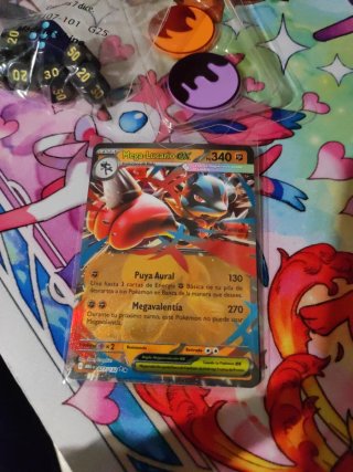 Lote 90 cartas + accesorios Pokémon para David