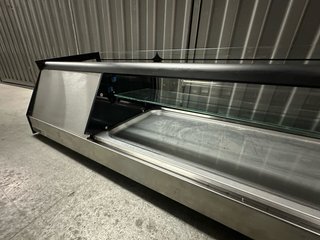 Vitrina refrigerada SAYL  174x40x34