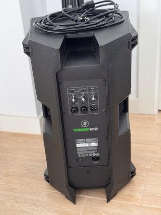 Altavoz Mackie Thump 12