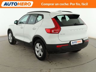 Volvo XC40 1.5 T2 Momentum Core 2WD