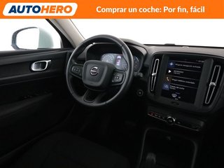 Volvo XC40 1.5 T2 Momentum Core 2WD