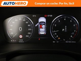 Volvo XC40 1.5 T2 Momentum Core 2WD