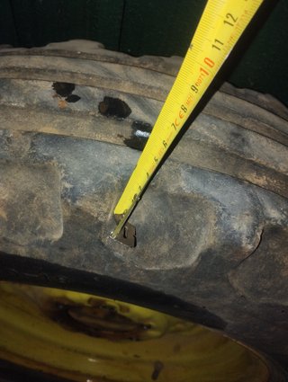 Ruedas delanteras John Deere