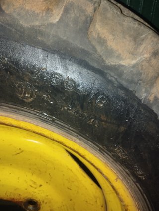 Ruedas delanteras John Deere