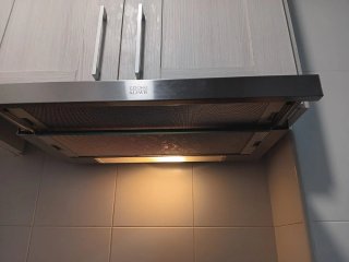 Cocina completa con vitrocerámica y horno