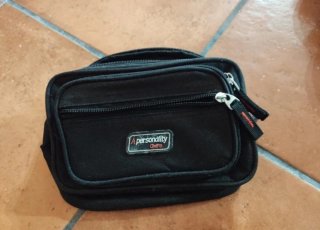 Marsupio nero