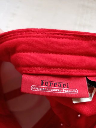Gorra Ferrari
