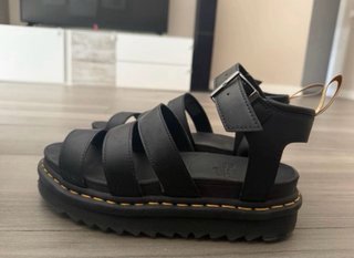 Sandalias Dr. Martens Talla 39