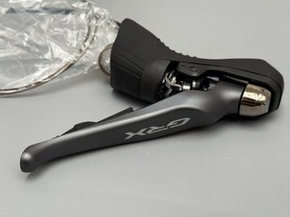 Frenos Shimano GRX ST-RX810 / BR-RX810