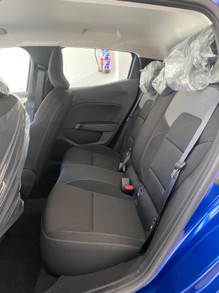 Renault Clio TECHNO GLP + GASOLINA 2025