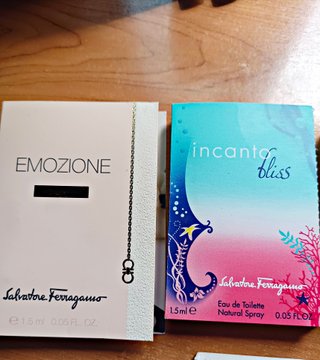 Lote 8 perfumes: Ferragamo, Rochas, Verino