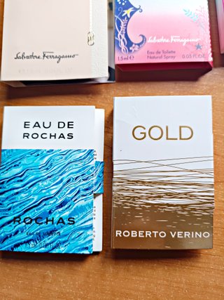 Lote 8 perfumes: Ferragamo, Rochas, Verino