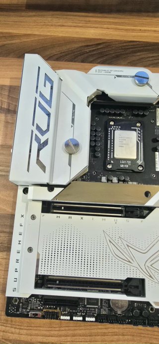 Scheda madre ASUS ROG Maximus Z790 Formula