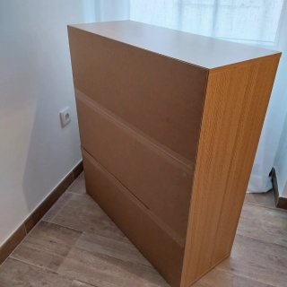Mueble auxiliar blanco y madera