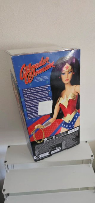 Barbie Wonder Woman Signature