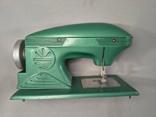 Máquina de coser EUREKA vintage