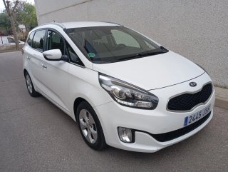 KIA Carens 2016