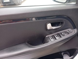 KIA Carens 2016