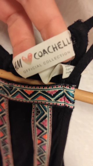 Top Zara Coachella Negro Bordado Flecos