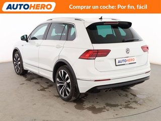 Volkswagen Tiguan 2.0 TDI Sport by R-Line BlueMotion Tech