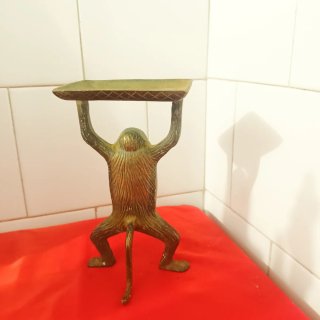 Figura Mono jabonera de bronce Época 1900