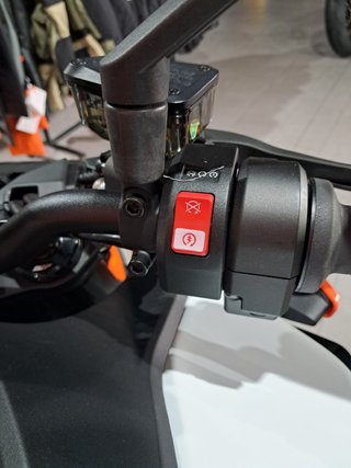 KTM 990 DUKE 2026 NAKED