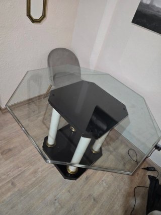 Mesa comedor cristal hexagonal. Muy buen estado