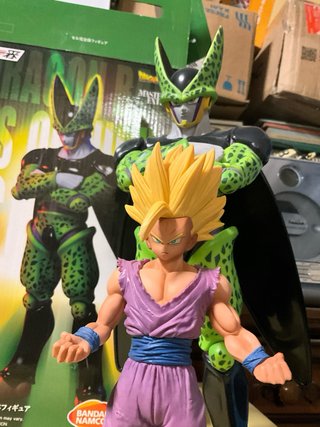 Dragon Ball Z Figure Cell e Gohan