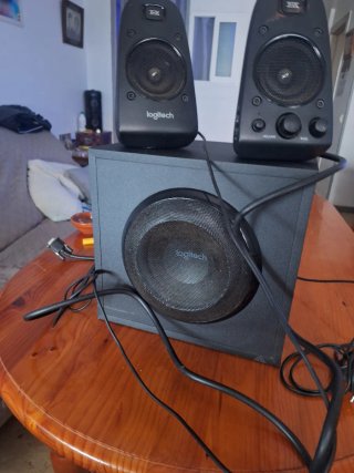 Altavoces Logitech THX 2.1 Negro
