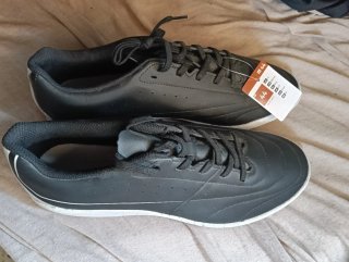 Botas de fútbol grises talla 44
