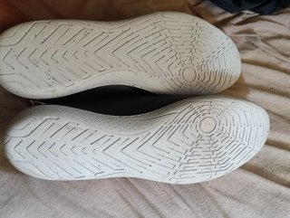 Botas de fútbol grises talla 44