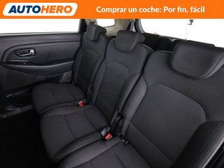 Kia Carens 1.6 GDI Concept